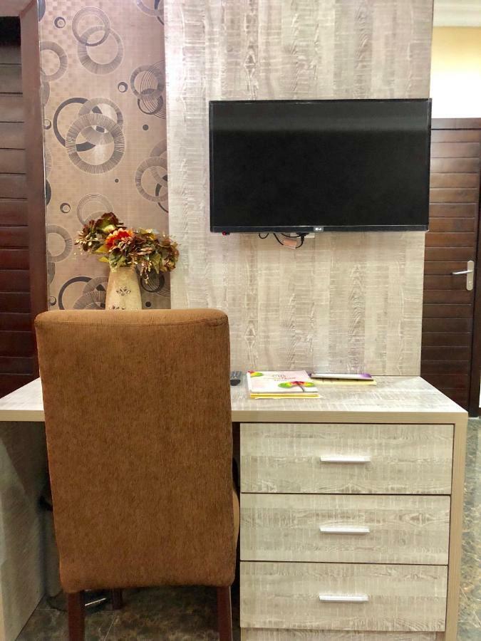 Fawzy Hotel Ibadan Dış mekan fotoğraf