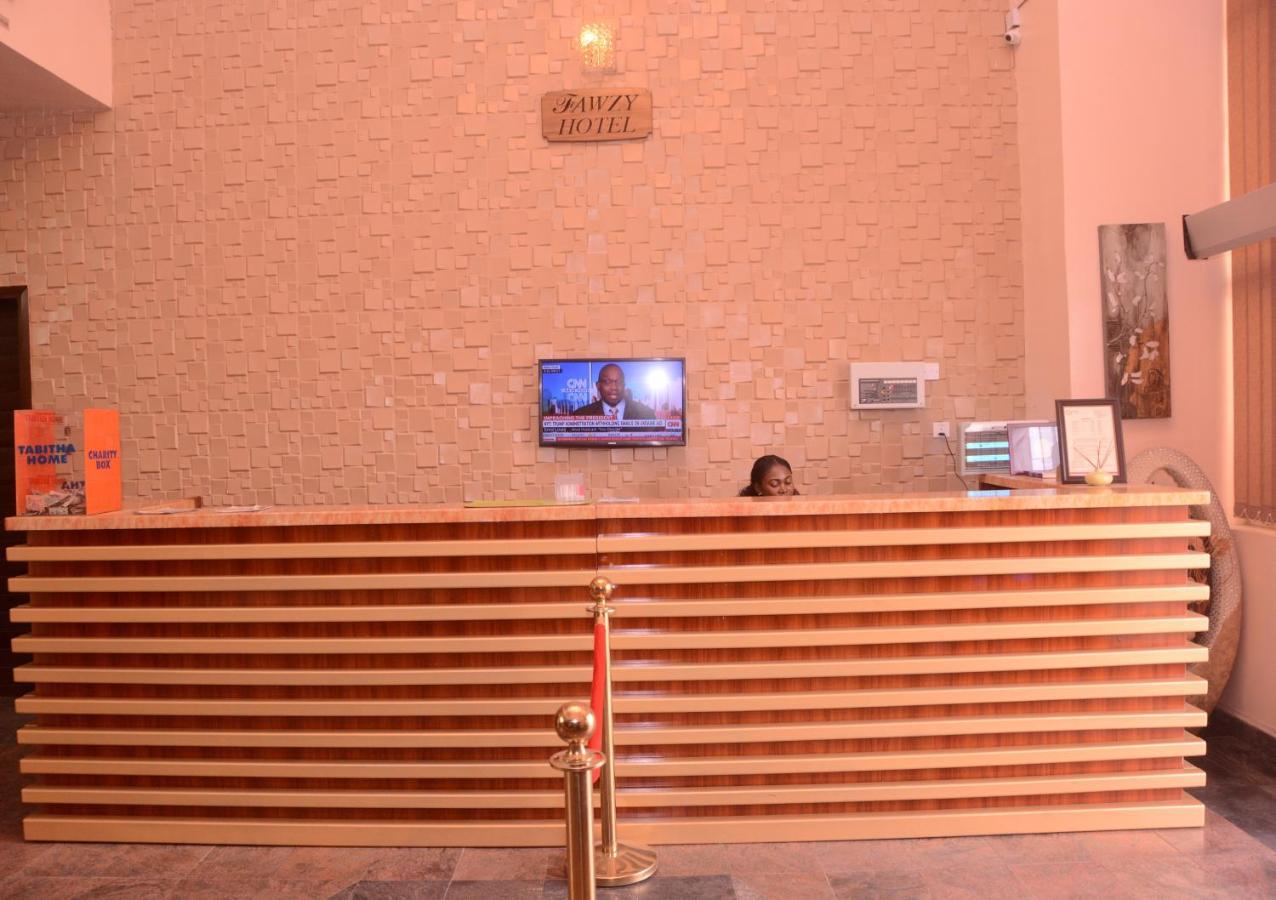 Fawzy Hotel Ibadan Dış mekan fotoğraf