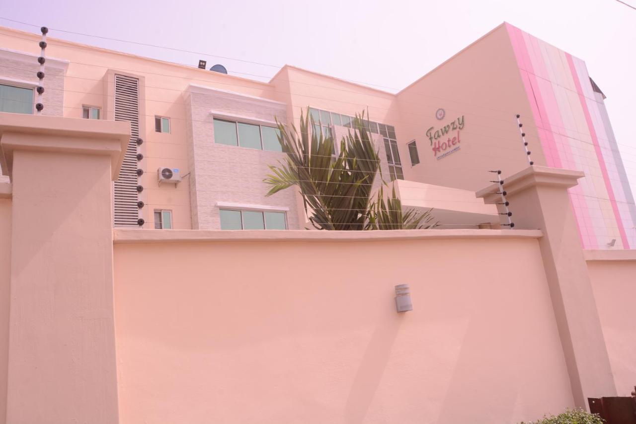 Fawzy Hotel Ibadan Dış mekan fotoğraf